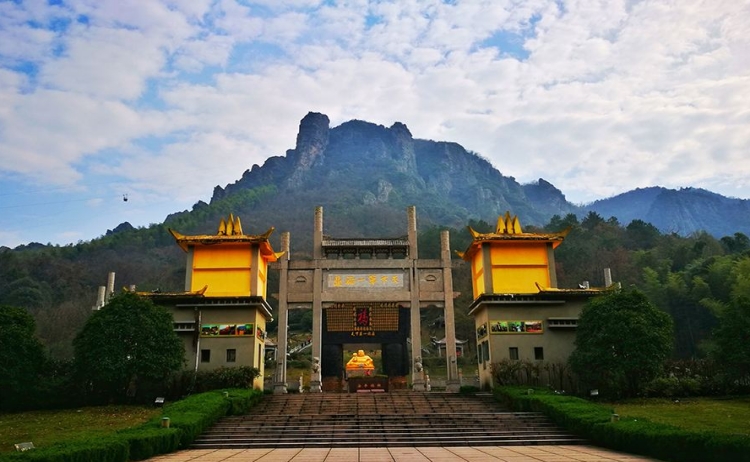 �ߺ��������ʷ�